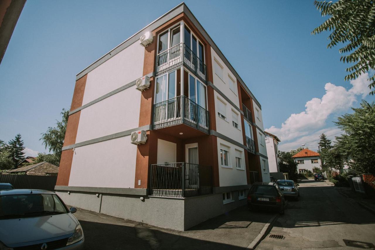 Apartment Vila Idila Tuzla Extérieur photo