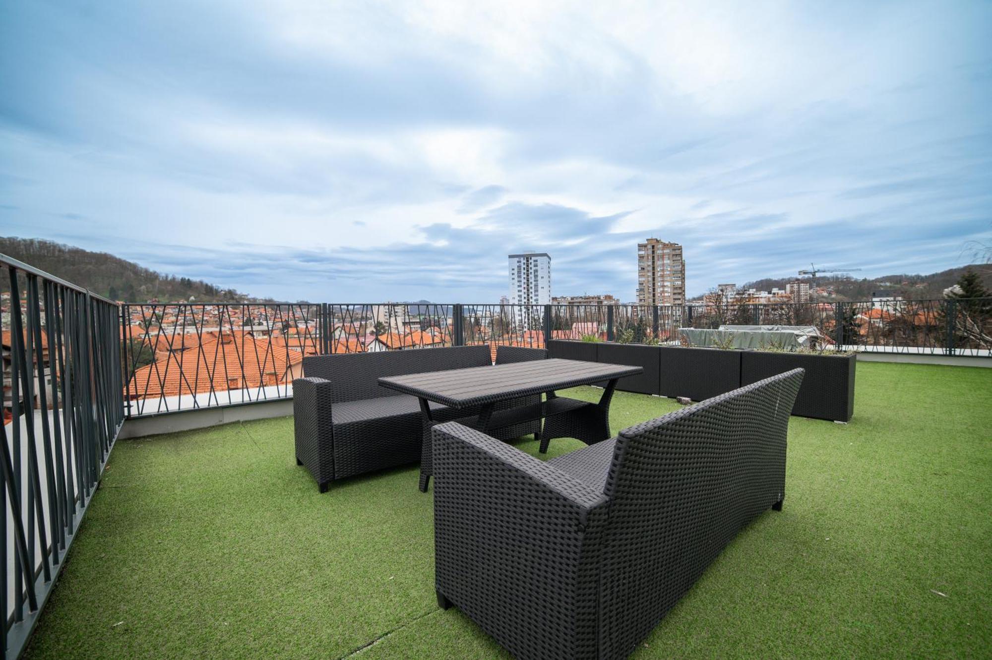 Apartment Vila Idila Tuzla Extérieur photo